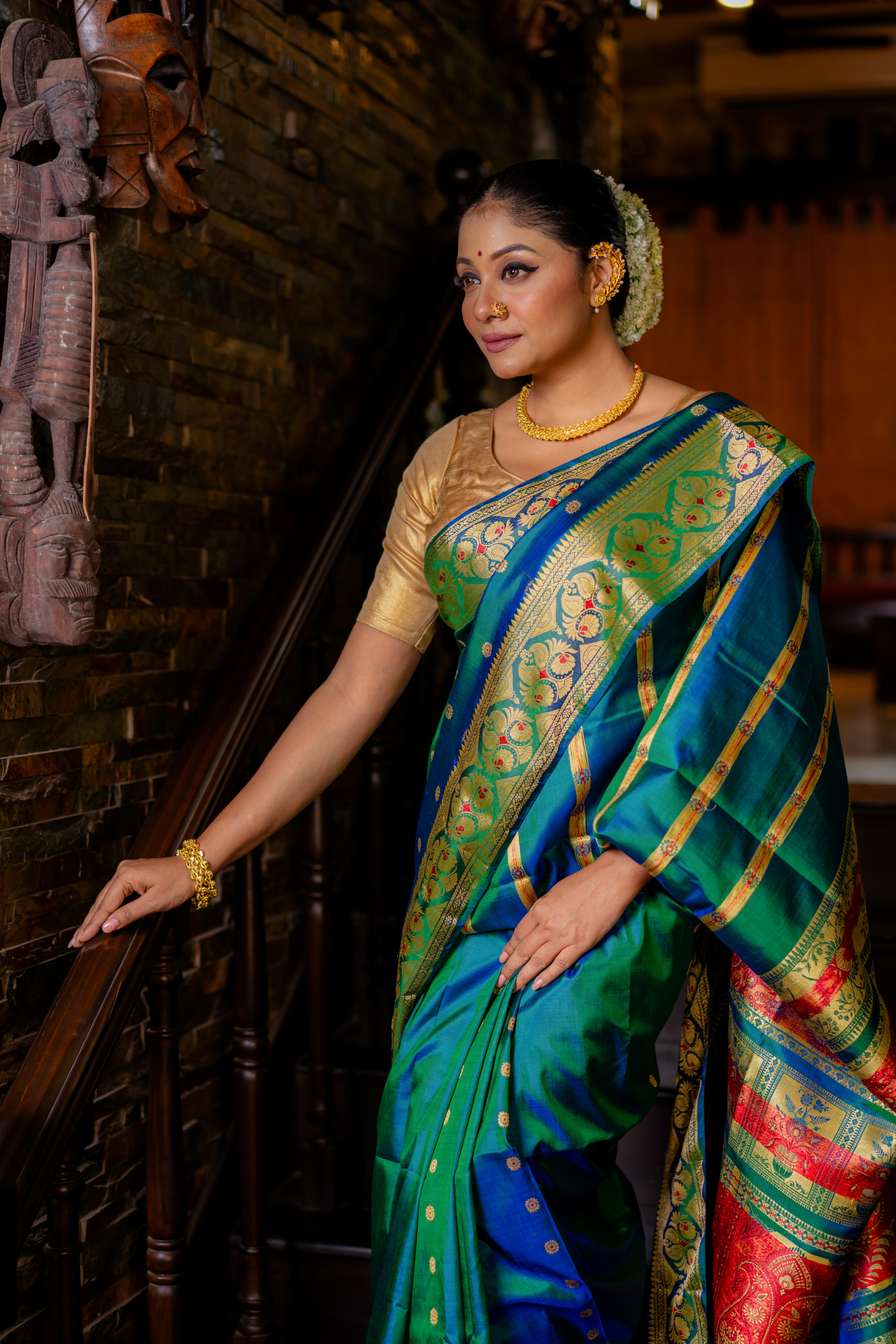 Verdant Royal Banarasi: The Majestic Grandeur of Timeless Weaving