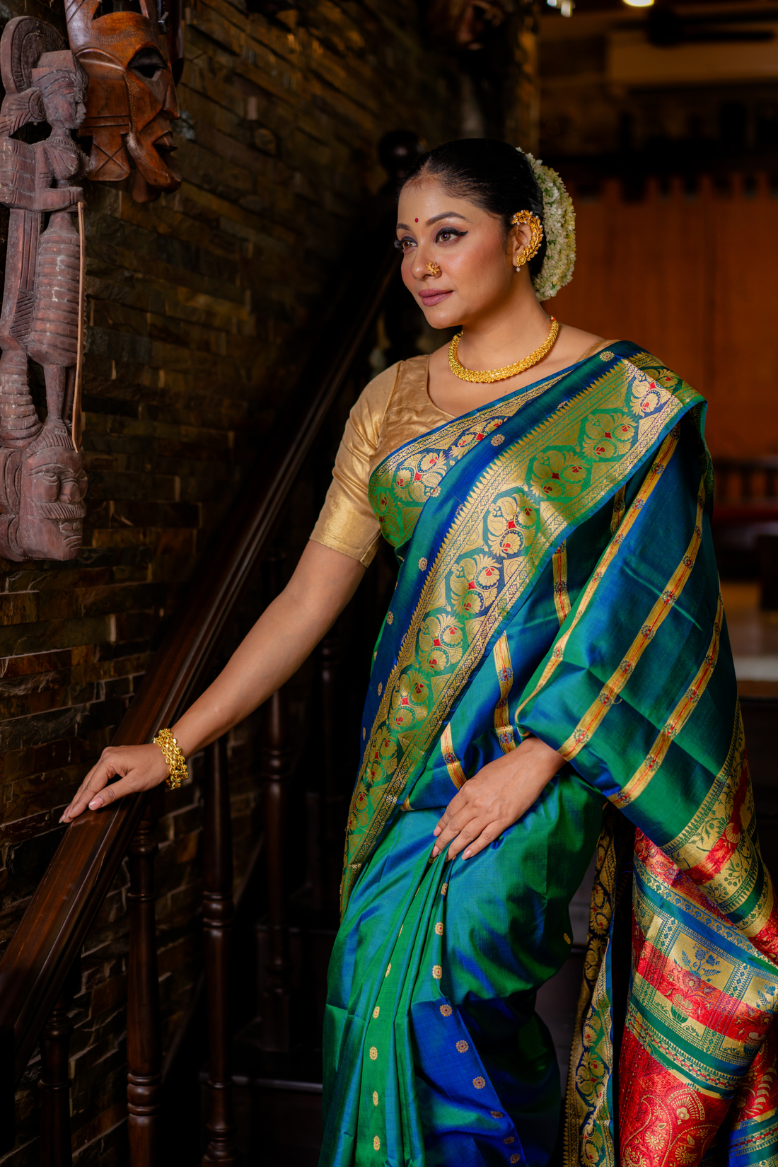 Verdant Royal Banarasi: The Majestic Grandeur of Timeless Weaving