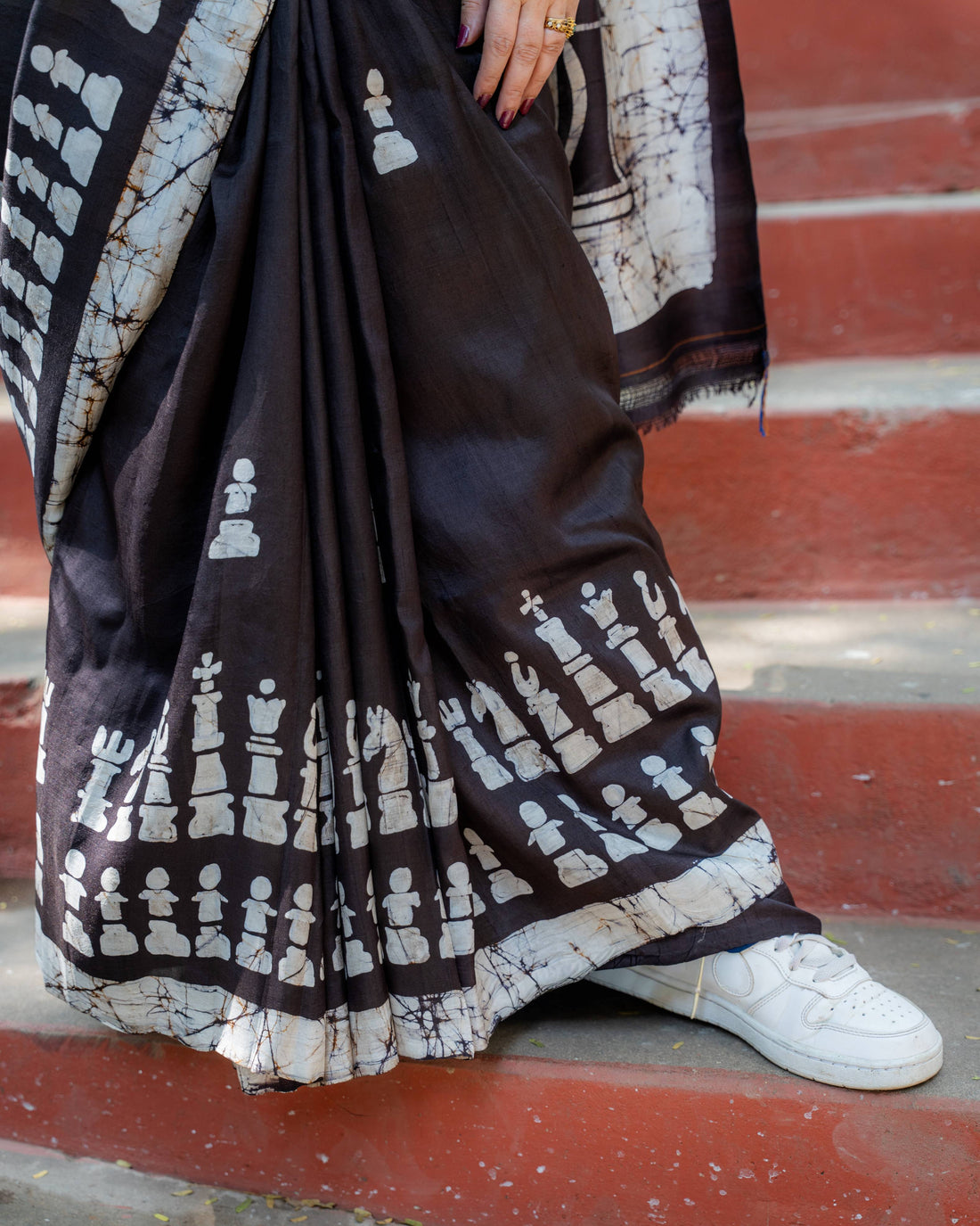 Regal Chess Pure Silk Batik Saree