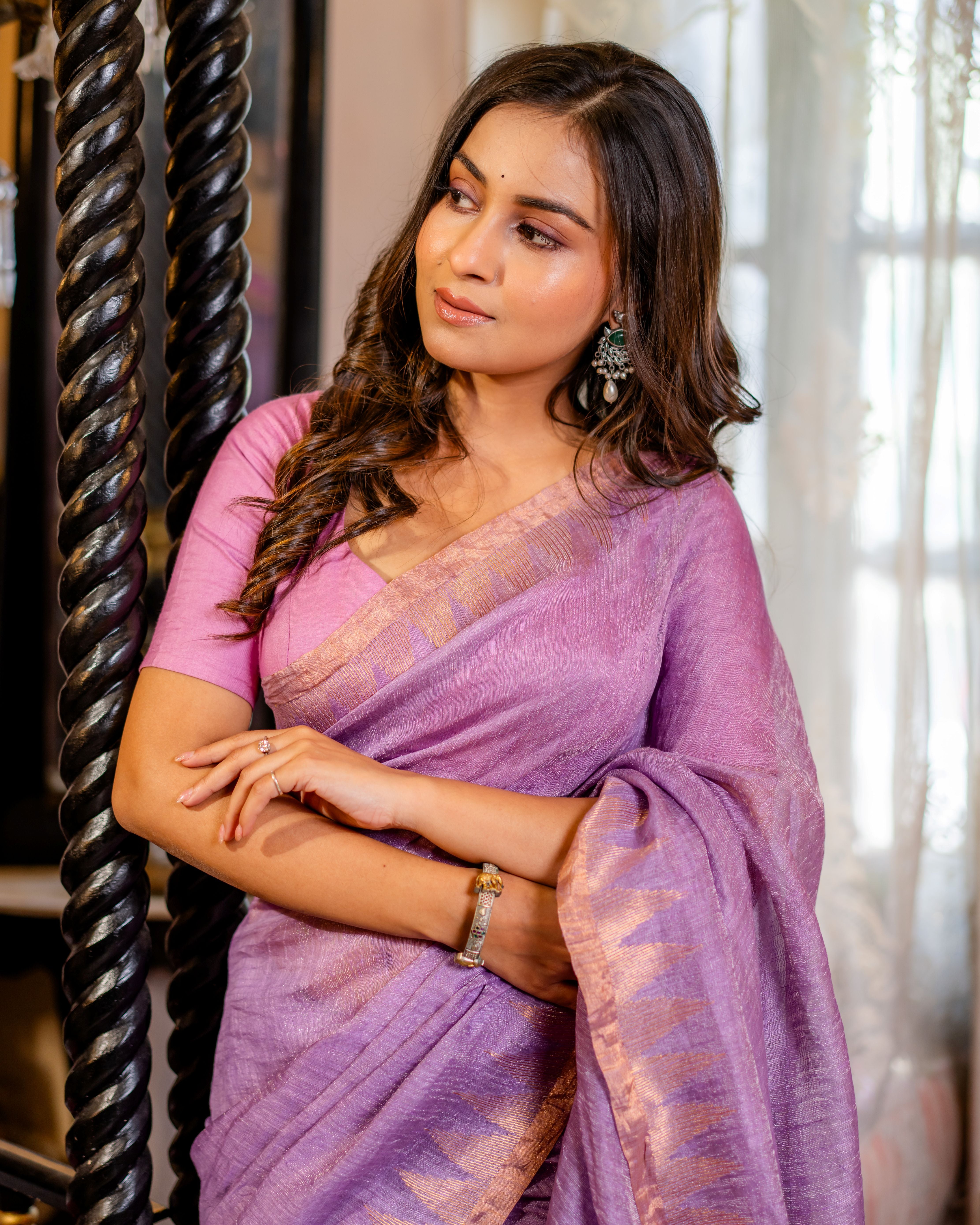 The Lavender Heritage Silk Linen Jamdani Saree with Temple Border