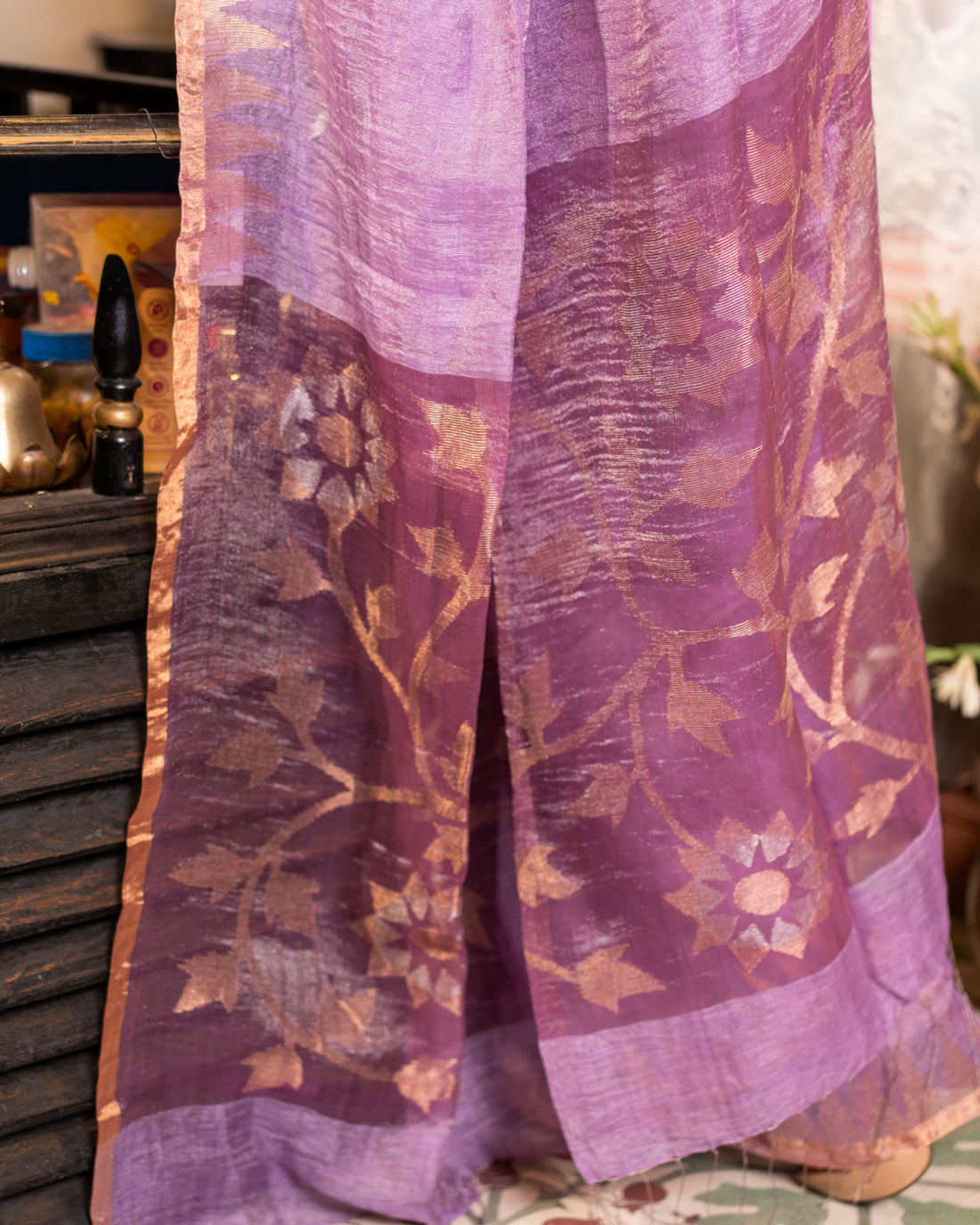 The Lavender Heritage Silk Linen Jamdani Saree with Temple Border