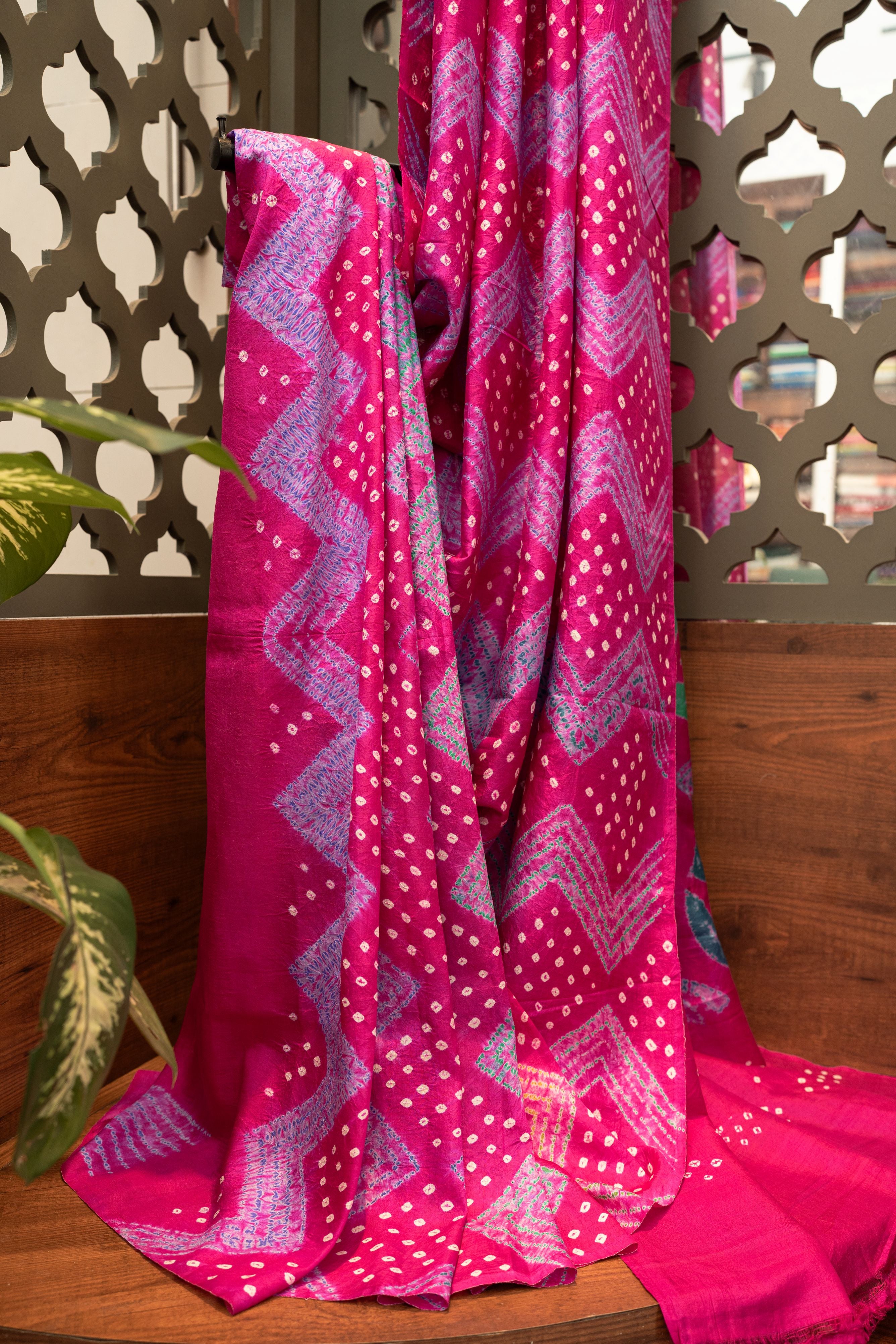Pink Pure Katan Silk Shibori Bandhej Saree