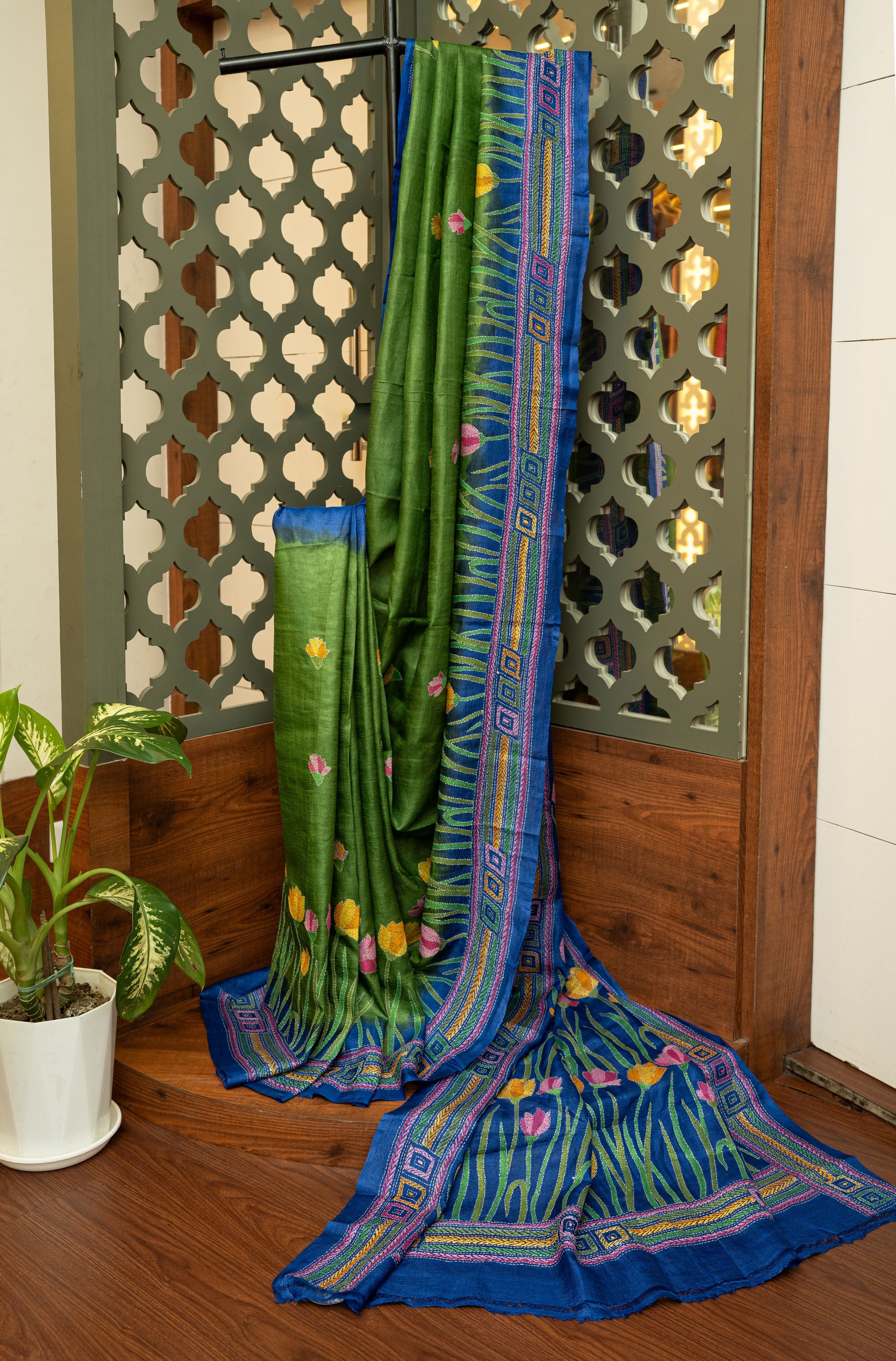 Emerald Bloom Kantha Gacchi Tussar Saree