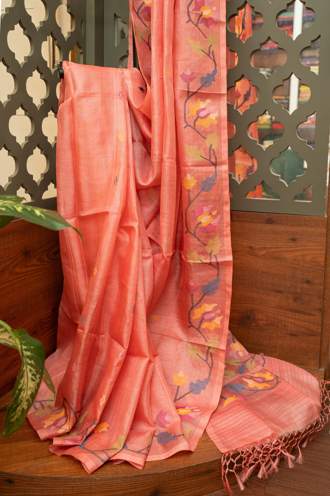 Kamalini Needlework Jamdani Tussar Saree
