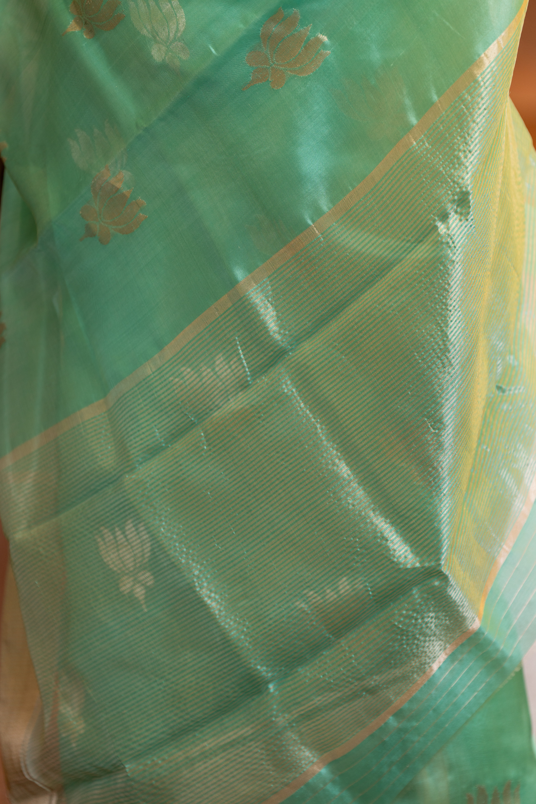 Aquamarine Sheer Silk: Floating Elegance and Modern Grace