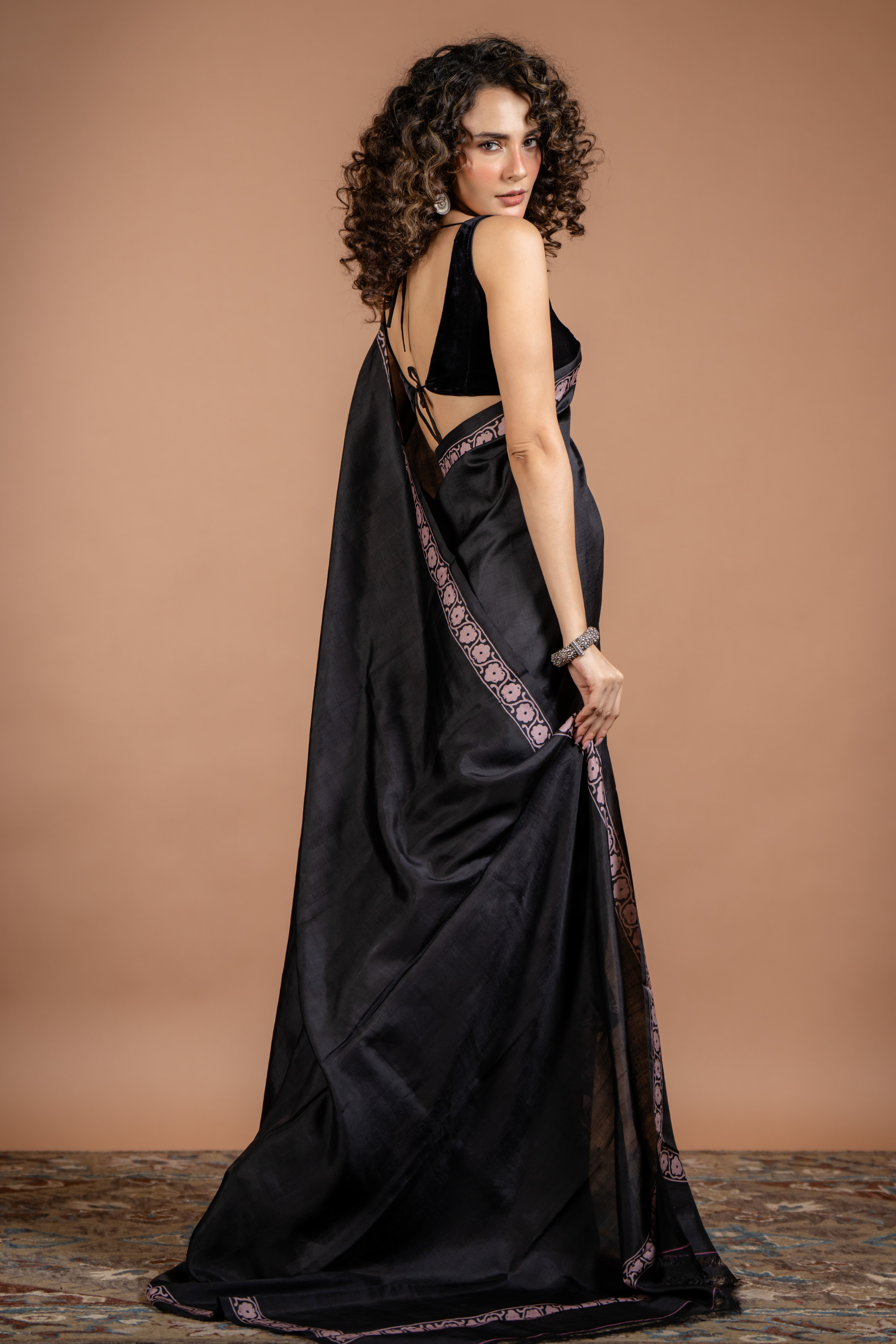 Midnight Bloom: Modern Design Meets Luxurious Silk