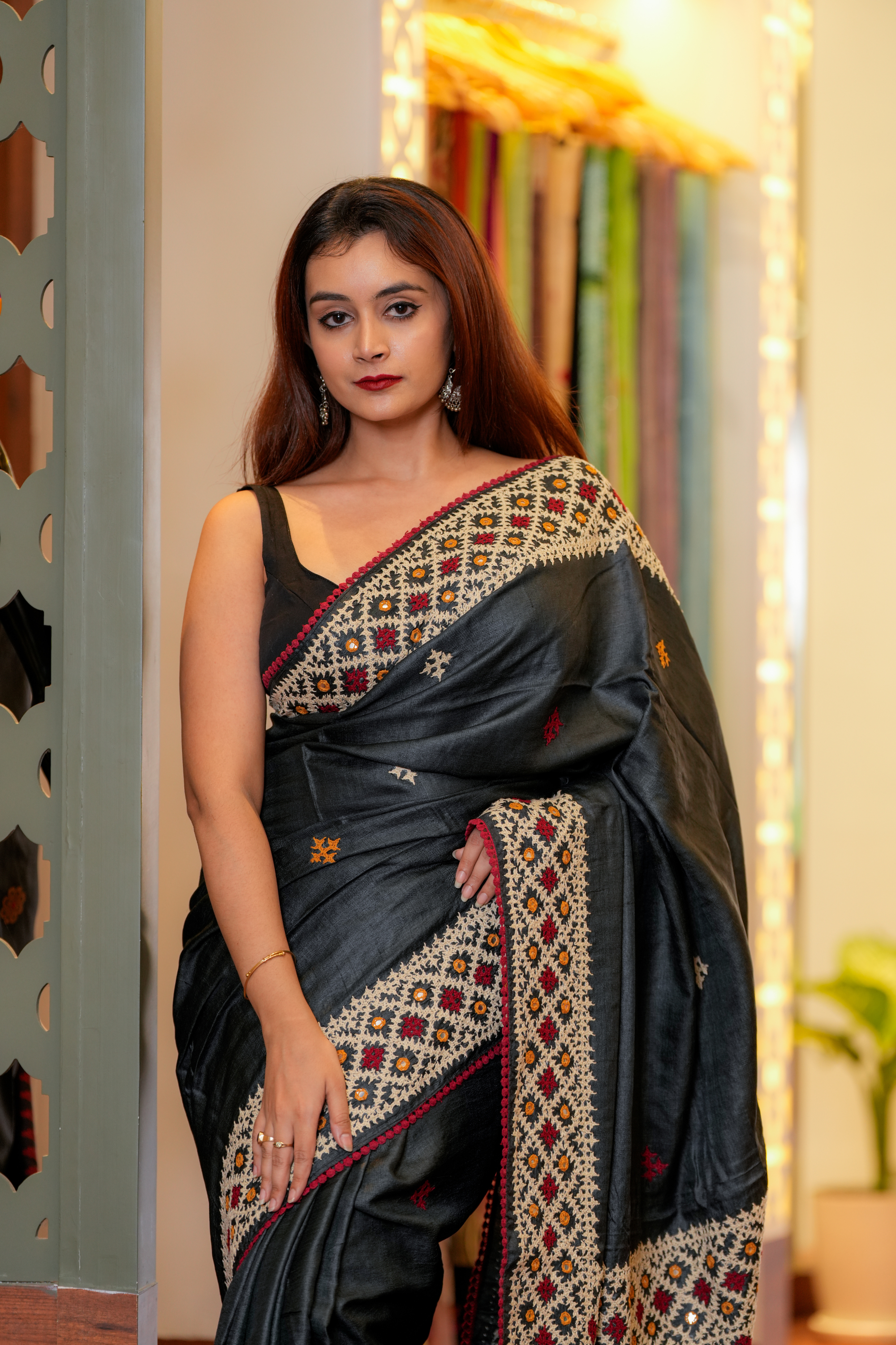 Ebony Dreams: Artisan Embroidery on Textured Tussar Silk