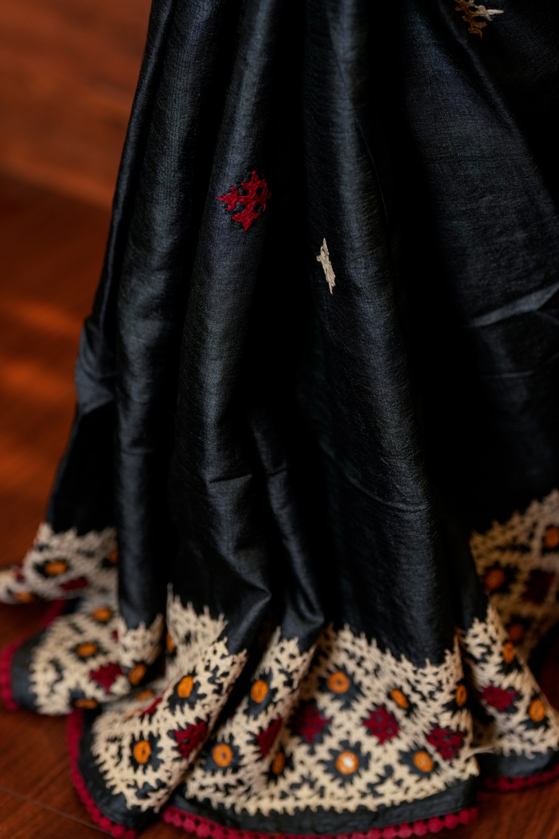 Ebony Dreams: Artisan Embroidery on Textured Tussar Silk