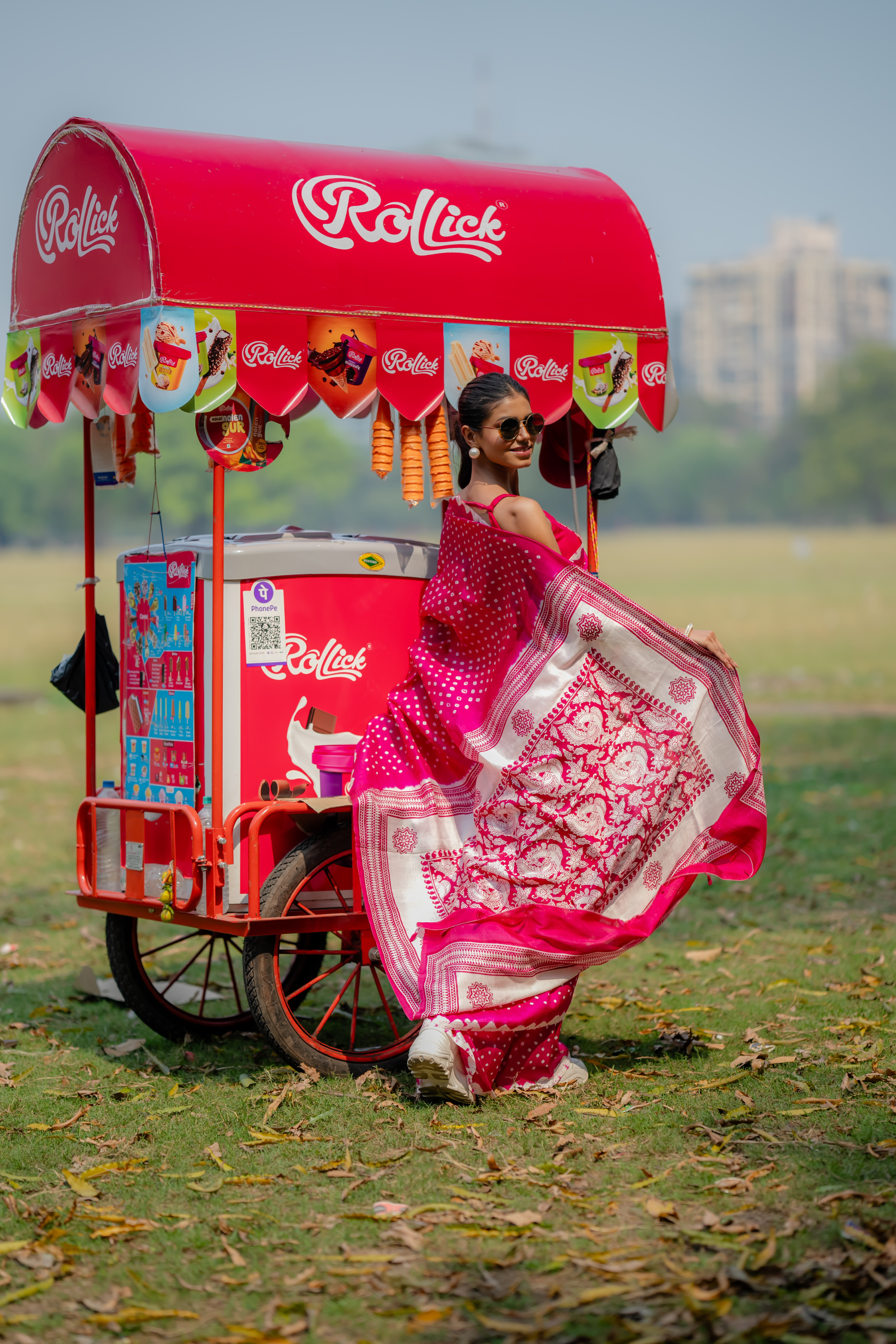 Fuchsia Flora-Dot Hand Block Print Saree: A Celebration of Joy