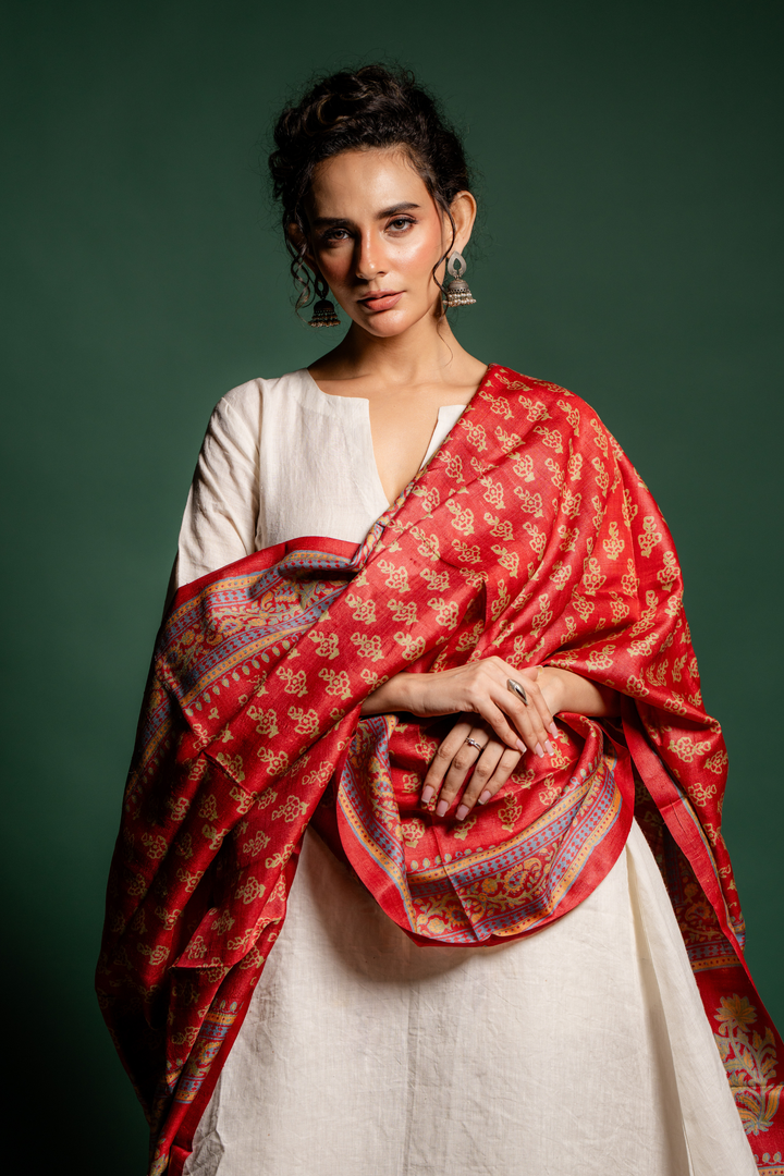 Maroon Zari Blossom Silk Dupatta: The Warm Opulence of Woven Art