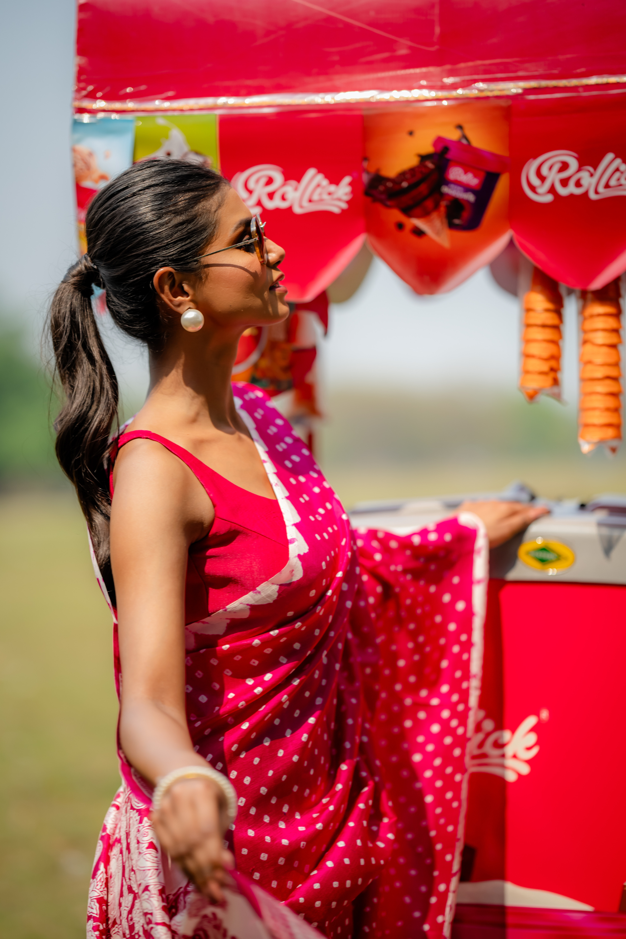 Fuchsia Flora-Dot Hand Block Print Saree: A Celebration of Joy