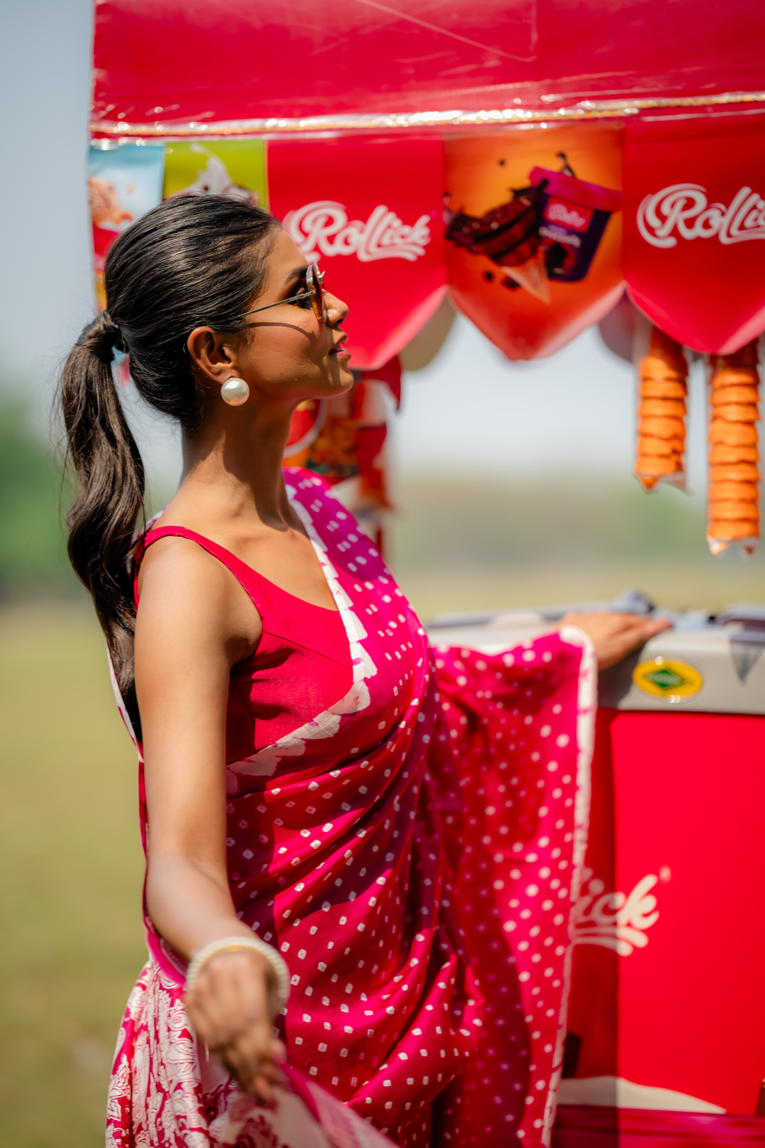 Fuchsia Flora-Dot Hand Block Print Saree: A Celebration of Joy