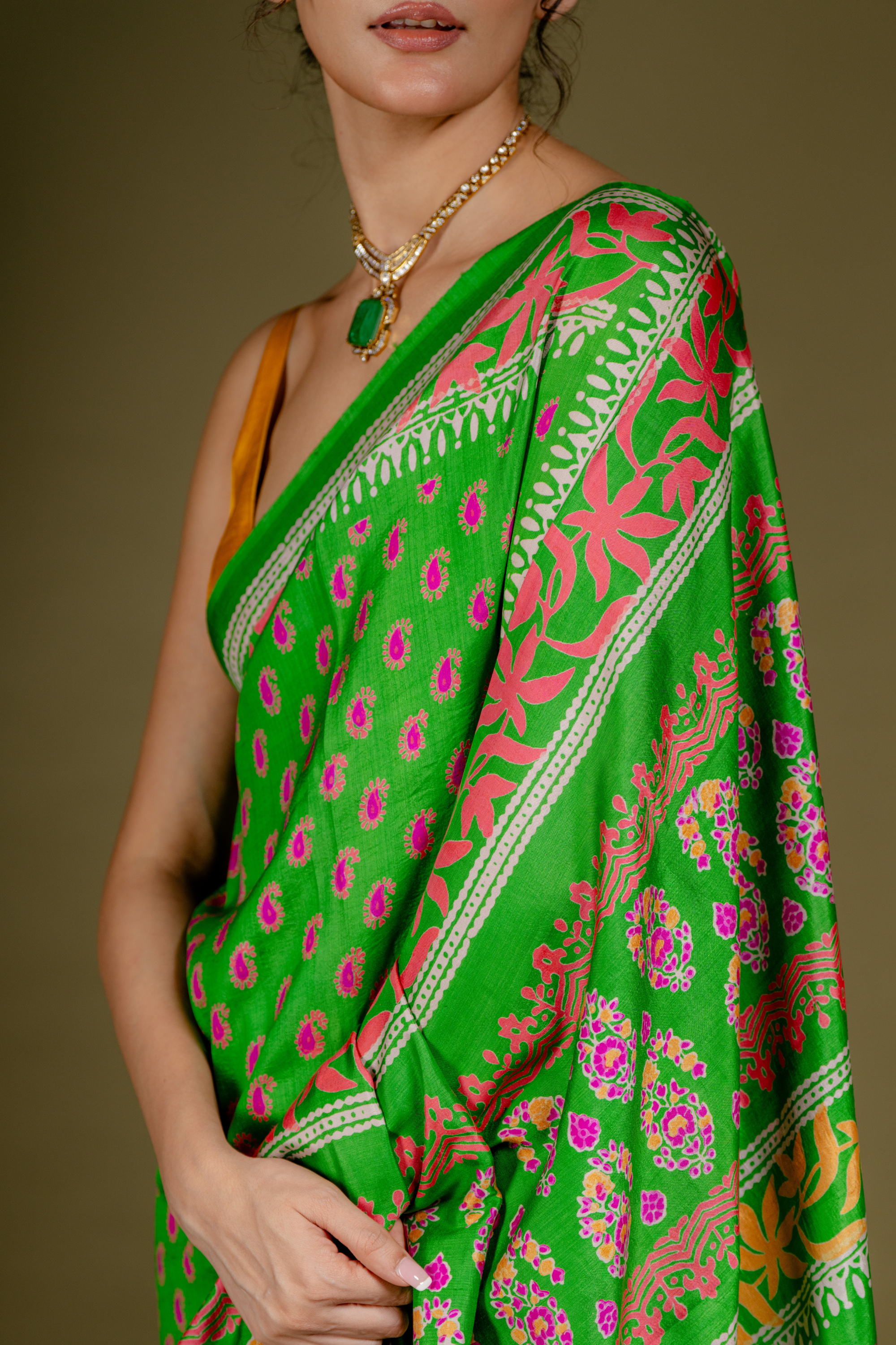 Mehfil-E-Panna Silk Saree: A Celebration of Vibrance and Heritage
