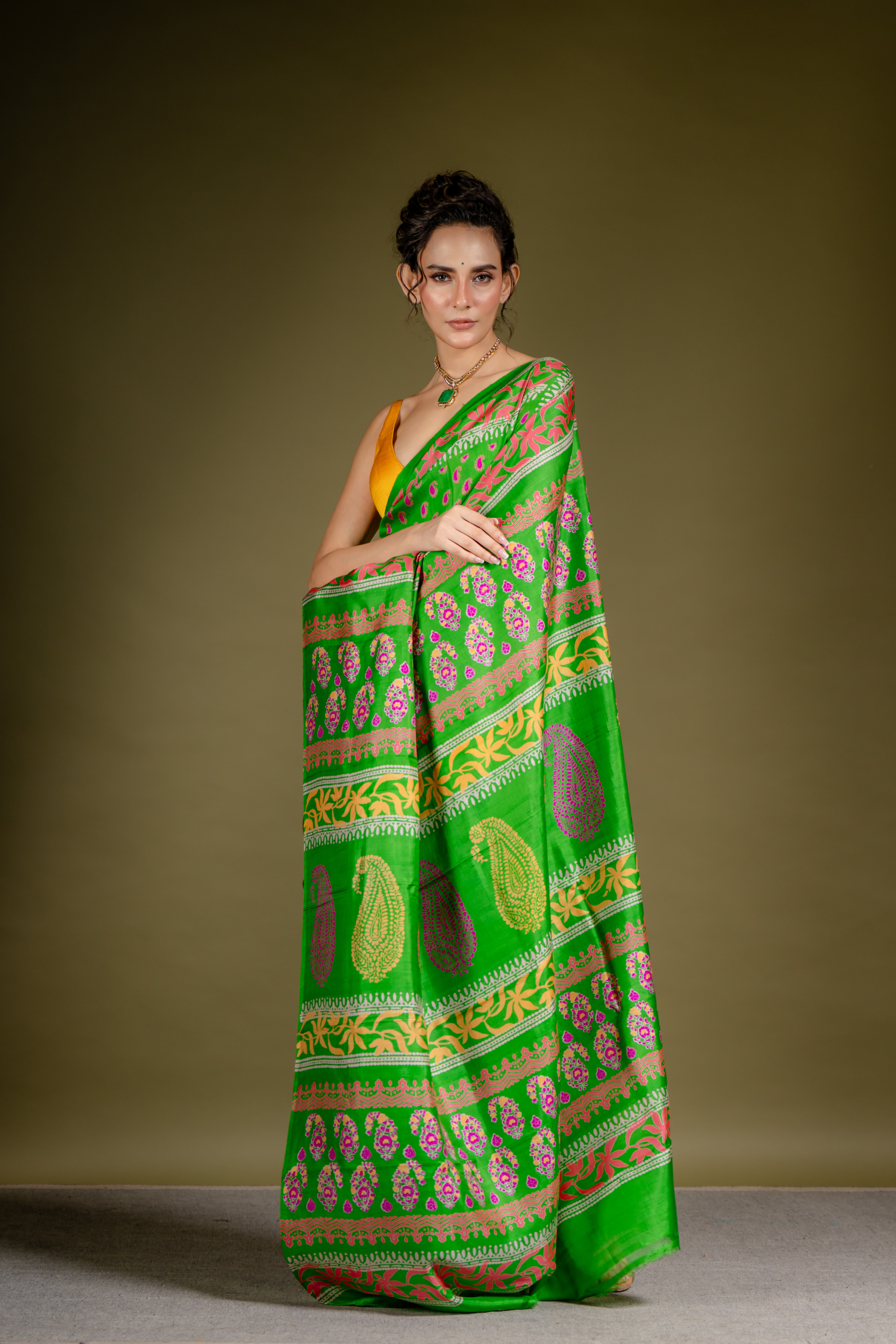 Mehfil-E-Panna Silk Saree: A Celebration of Vibrance and Heritage