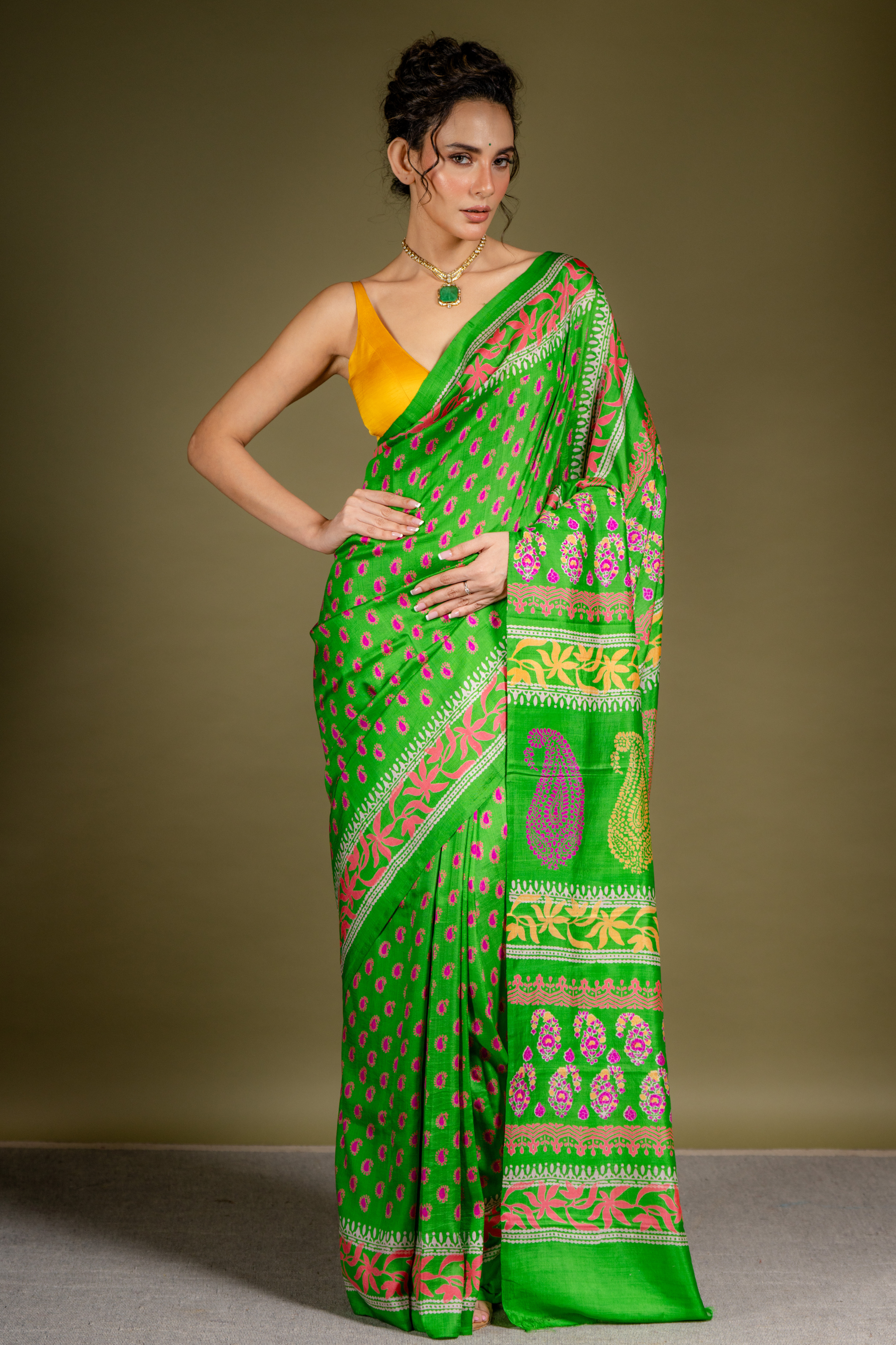 Mehfil-E-Panna Silk Saree: A Celebration of Vibrance and Heritage